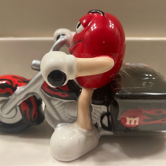 M&MS Motorcycle Rider - Picture 3 of 6